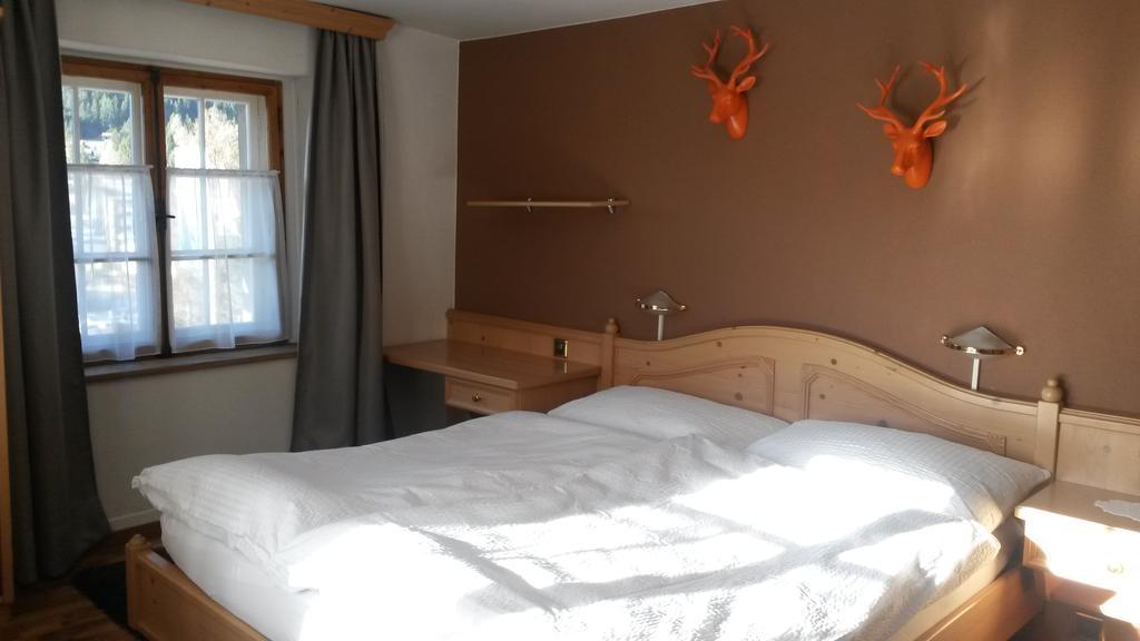Hotel Danis *