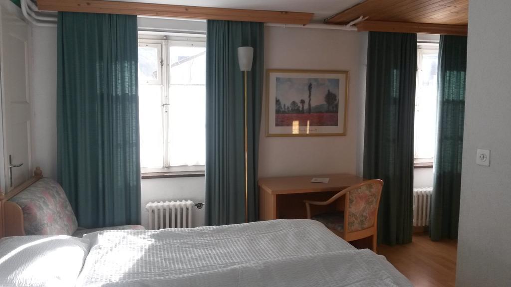 Hotel Danis *